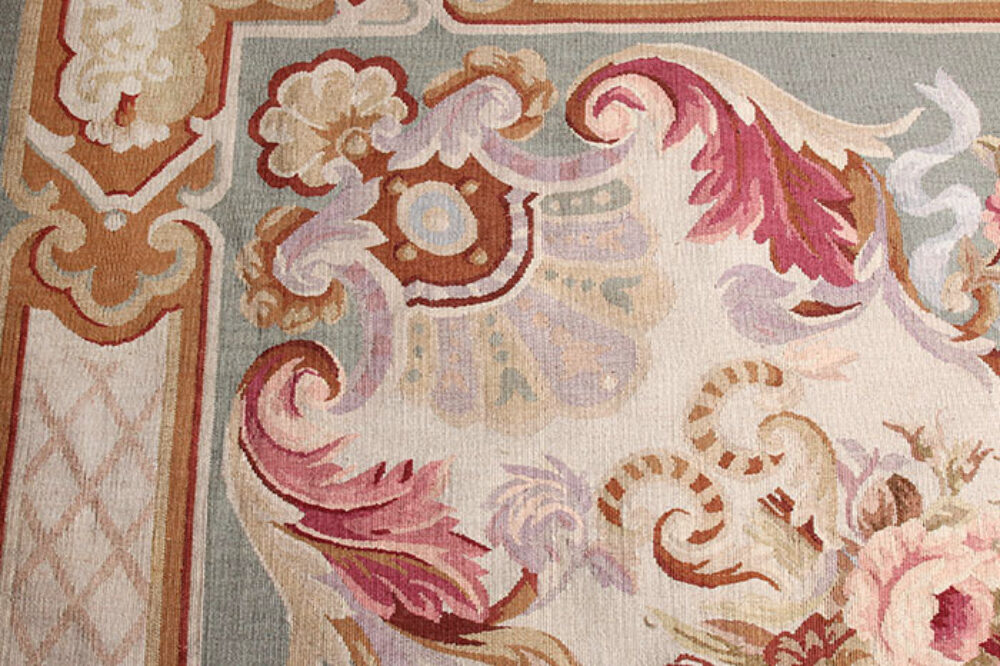 Tapis de luxe design et haut de gamme sur mesure • Villeneuve