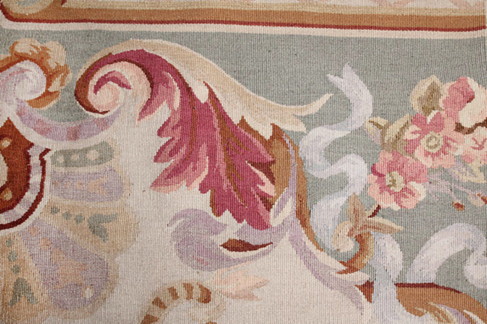 Tapis de luxe design et haut de gamme sur mesure • Villeneuve