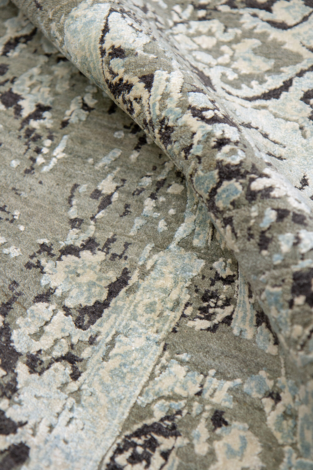 Tapis de luxe design et haut de gamme sur mesure • Zohreh